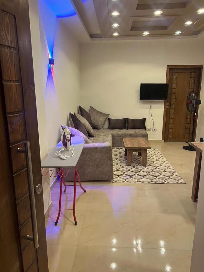 Marina Sky Apartment Hurghada Bagian luar foto