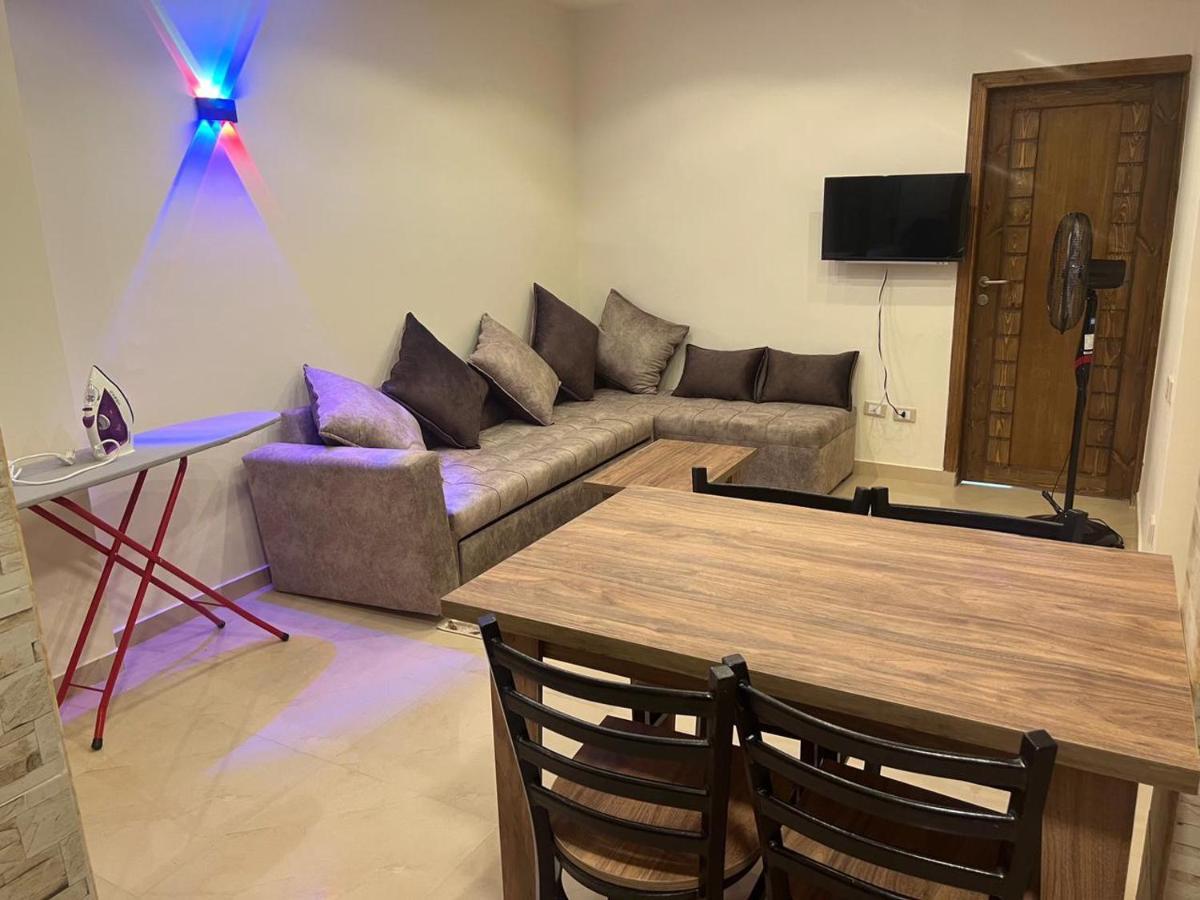 Marina Sky Apartment Hurghada Bagian luar foto